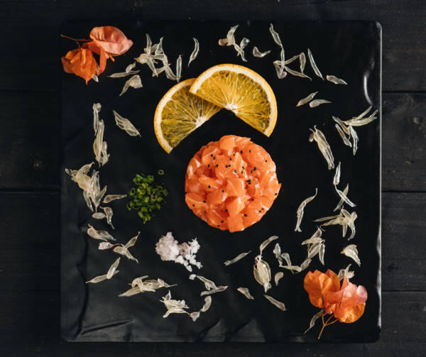 Citrus salmon tartares